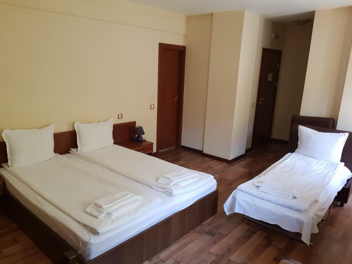 Семеен Хотел Федора Ribarica Extérieur photo
